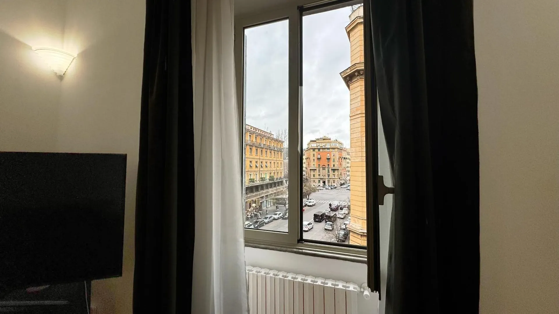 Domus Leonis Apartment Rome