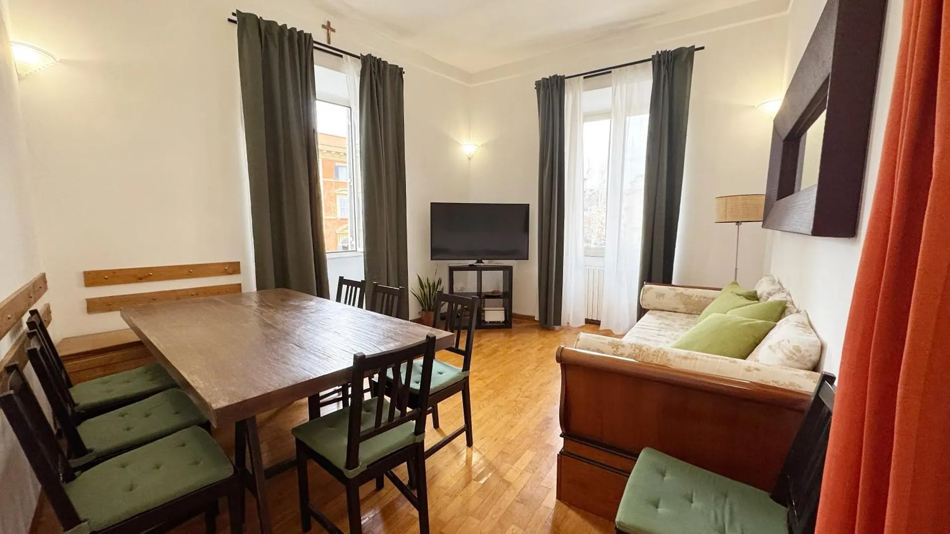 Domus Leonis Apartment Rome