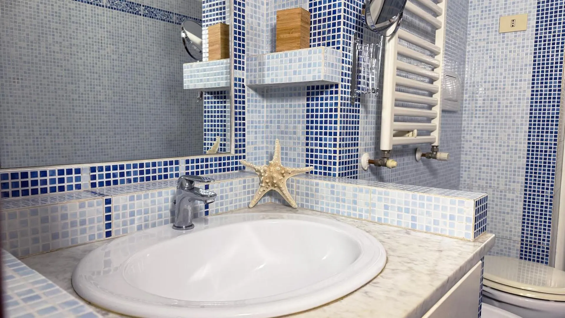 Domus Leonis Apartment Rome
